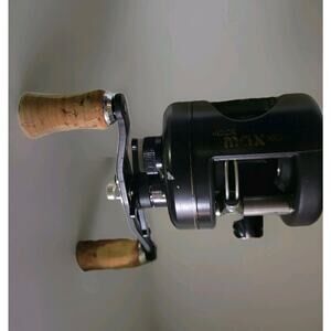 Abu Black Max 1600 w/Custom Handle BFS Baitcasting Reel